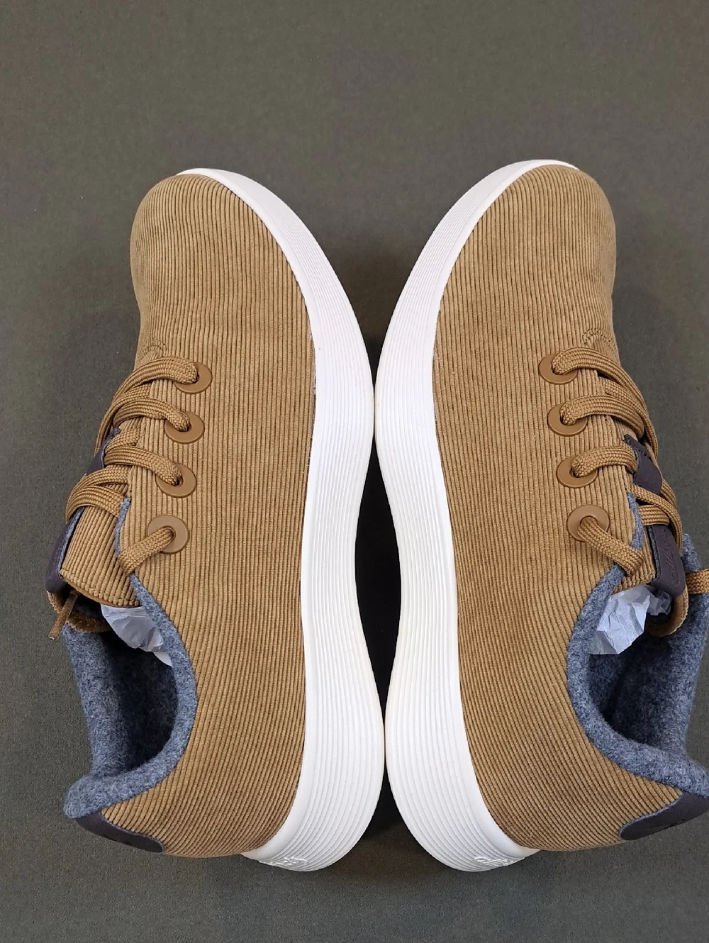 Allbirds Men's Runner NZ Corduroy - Color: Dark Tan - Size: 10